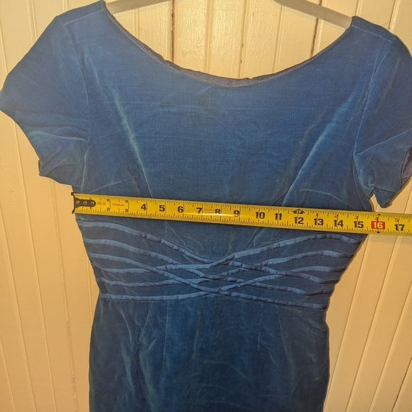 1960s Vintage Blue Velvet Cap Sleeve Mini Dress Cocktail Dress by Algo Original - Picture 5 of 6